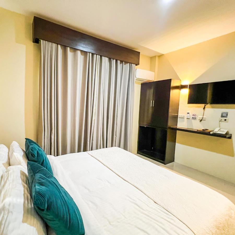 Casa Cecilia Hotel Bantay Extérieur photo
